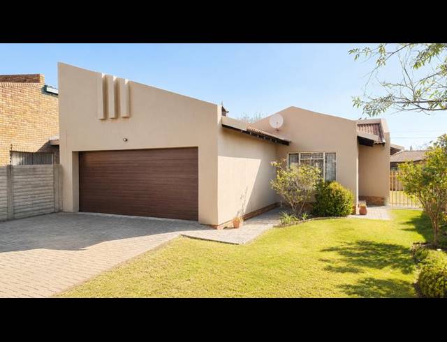 3 BEDROOM HOUSE FOR SALE IN SECUNDA